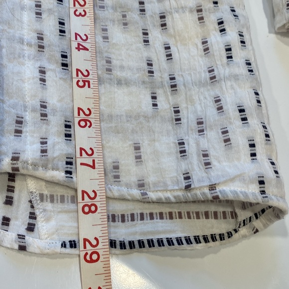 Habitat Button Front Tunic with Collar & Front Pockets in White & Shades of Gray - Picture 11 of 12